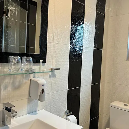 Apartmanhotel Kristal Garni 3*