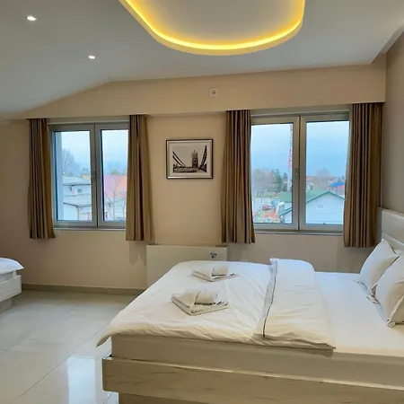 Kristal Garni Apartmanhotel 3*