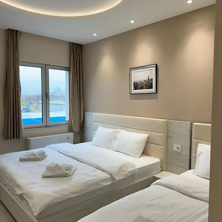 Apartmanhotel Kristal Garni 3*